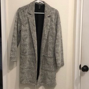 Light Chic Black & White Blazer